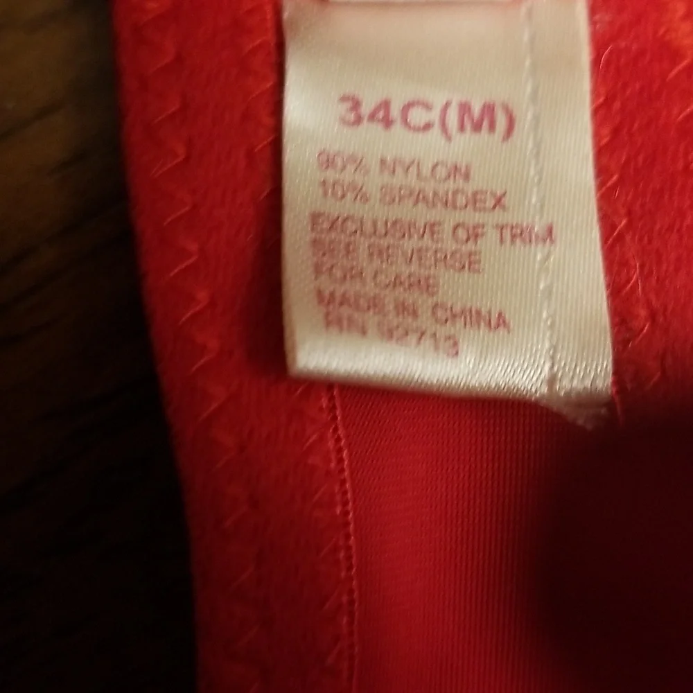 Very Festive Pretty Red Bra size 34C